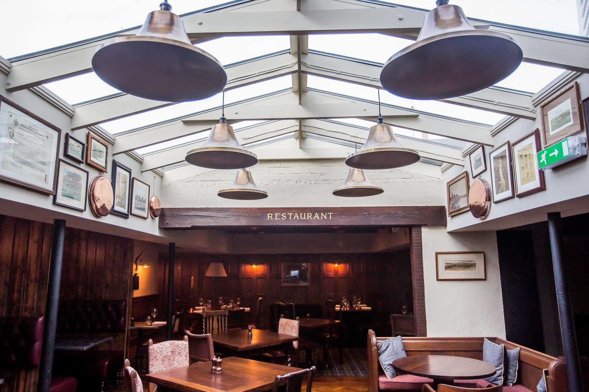 The Running Horses Mickleham Exterior foto